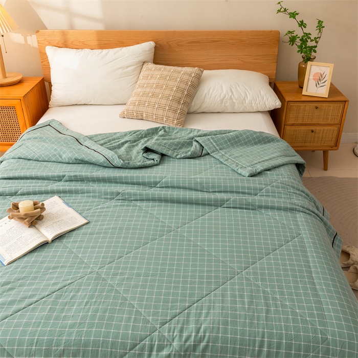 91家纺网 家纺一手货源 找家纺 21度C 2024新款A类全棉色织水洗棉棉花夏被 梵星蓝格