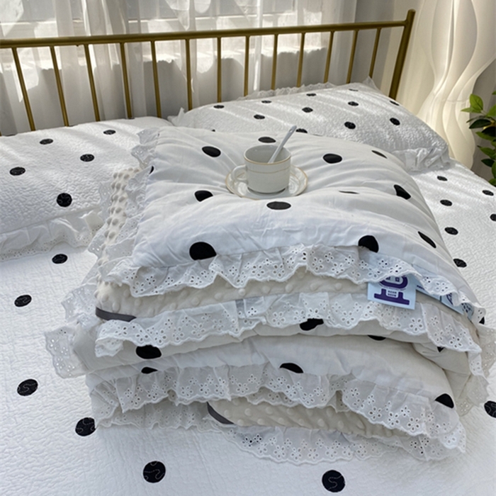 91家纺网 家纺一手货源 找家纺 暖居 2024新款豆豆被四件套 波点白