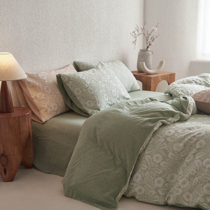 91家纺网 家纺一手货源 找家纺 安莱生活 2025新款凤尾花语色织双层纱大提花基础款四件套 凤尾花语-嫩绿