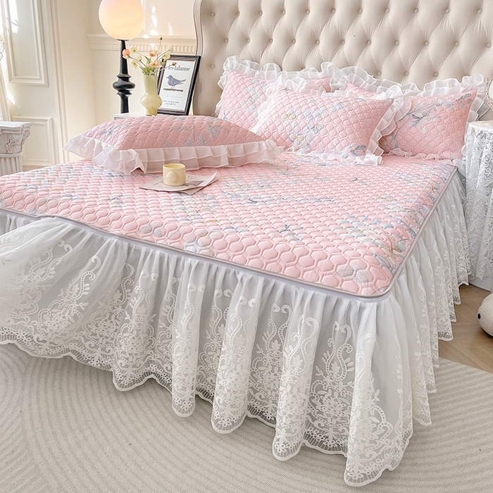 91家纺网 家纺一手货源 找家纺 虹星家纺 2024新款凉感丝印花可拆床裙套件-三件套 叶语浪漫