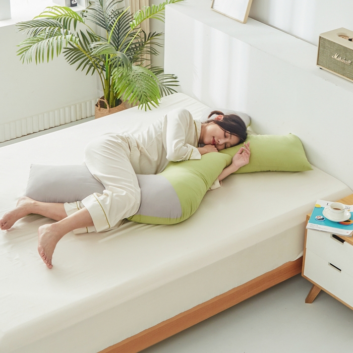 91家纺网 家纺一手货源 找家纺 （总）星芯合家纺 2024新款懒床熟睡陪伴抱枕L型 拼色款