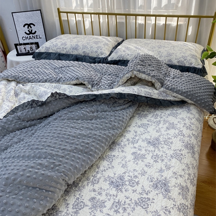 91家纺网 家纺一手货源 找家纺 暖居 2024新款豆豆被四件套 白山茶