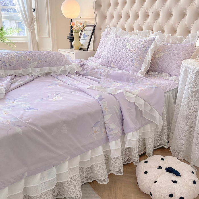 91家纺网 家纺一手货源 找家纺 虹星家纺 2024新款凉感丝印花可拆床裙套件-夏被凉席四件套 梦境幻影