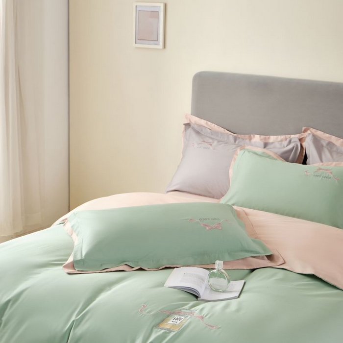 91家纺网 家纺一手货源 找家纺 LADY COCO 2024新款全棉翻盖式三边拉链四件套-东方好棉香水瓶系列 羽翠韵