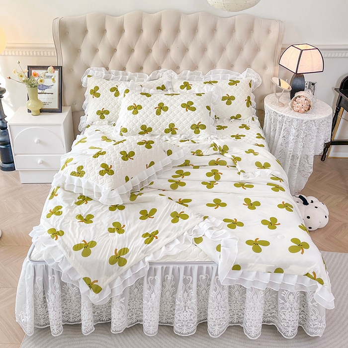 91家纺网 家纺一手货源 找家纺 虹星家纺 2024新款凉感丝印花可拆床裙套件-夏被凉席四件套 三叶星草