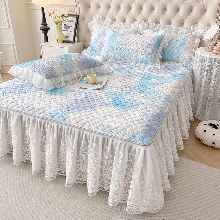 91家纺网 家纺一手货源 找家纺 虹星家纺 2024新款凉感丝印花可拆床裙套件-三件套 花花梦境