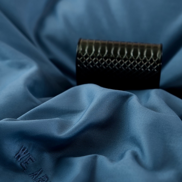 91家纺网 家纺一手货源 找家纺 LADY COCO 2024新款全棉翻盖式三边拉链四件套-东方好棉冠军熊系列 蓝色