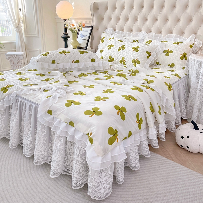 91家纺网 家纺一手货源 找家纺 虹星家纺 2024新款凉感丝印花可拆床裙套件-夏被凉席四件套 三叶星草