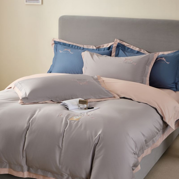 91家纺网 家纺一手货源 找家纺 LADY COCO 2024新款全棉翻盖式三边拉链四件套-东方好棉香水瓶系列 轻纱灰