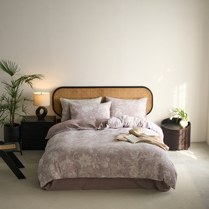 91家纺网 家纺一手货源 找家纺 （总）安莱生活 2025新款蔷薇物语色织双层纱大提花基础款四件套