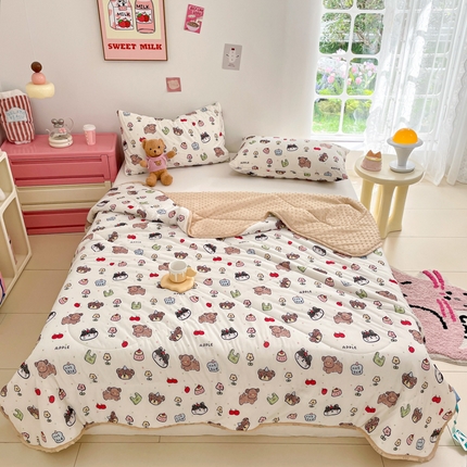91家纺网 家纺一手货源 找家纺 （总）美梦里 2024新款凉豆豆夏被空调被印花卡通库洛米夏凉被子
