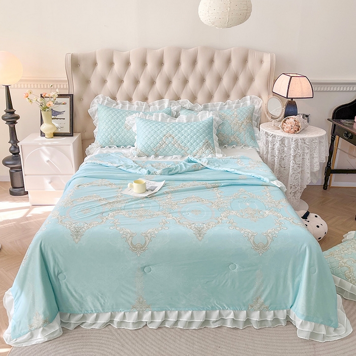 91家纺网 家纺一手货源 找家纺 虹星家纺 2024新款凉感丝印花可拆床裙套件-夏被凉席四件套 罗马之恋