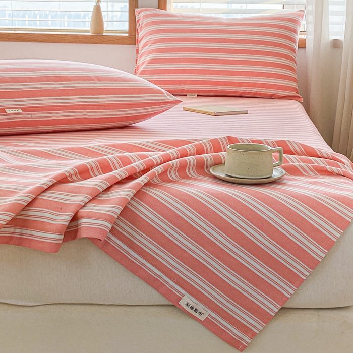 91家纺网 家纺一手货源 找家纺 新印象 2025新款原棉包边工艺款老粗布床单三件套 条纹粉