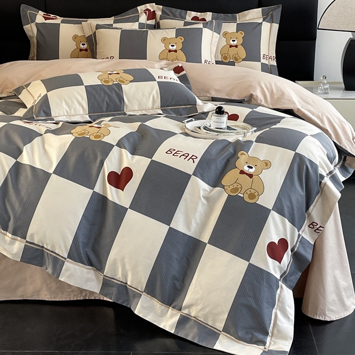 91家纺网 家纺一手货源 找家纺 7V 2024新款轻奢13376纯棉全棉喷气四件套 爱心熊宝-灰