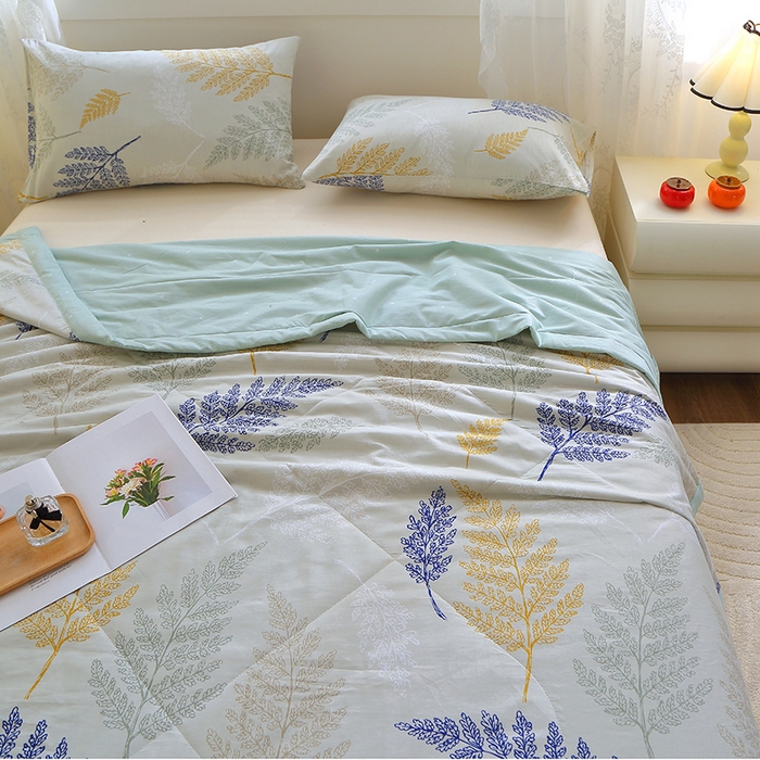 91家纺网 家纺一手货源 找家纺 金柚子2024新款全棉印花夏凉被 羽叶漫漫-米