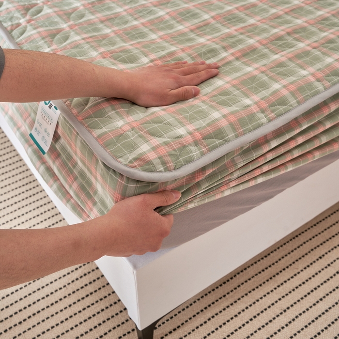 91家纺网 家纺一手货源 找家纺 杜先生 2024新款无印风水洗棉夹棉床笠 简兮格