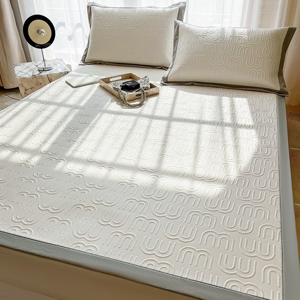 91家纺网 家纺一手货源 找家纺 全季家居 2024新款5A速冷PE简约系列凉豆豆席 缪缪-米白-床席款