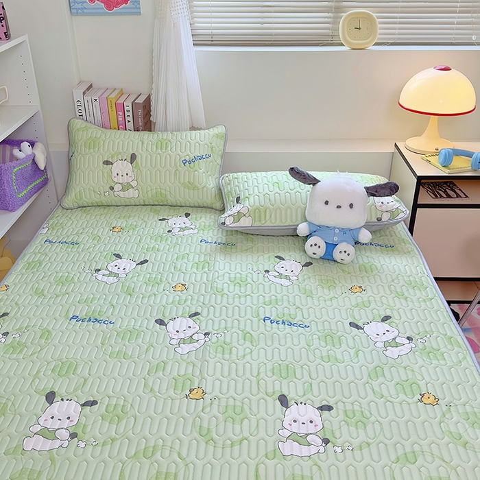 91家纺网 家纺一手货源 找家纺 澳萝拉 2024新款A类凉感丝三丽鸥乳胶凉席 足球小帕