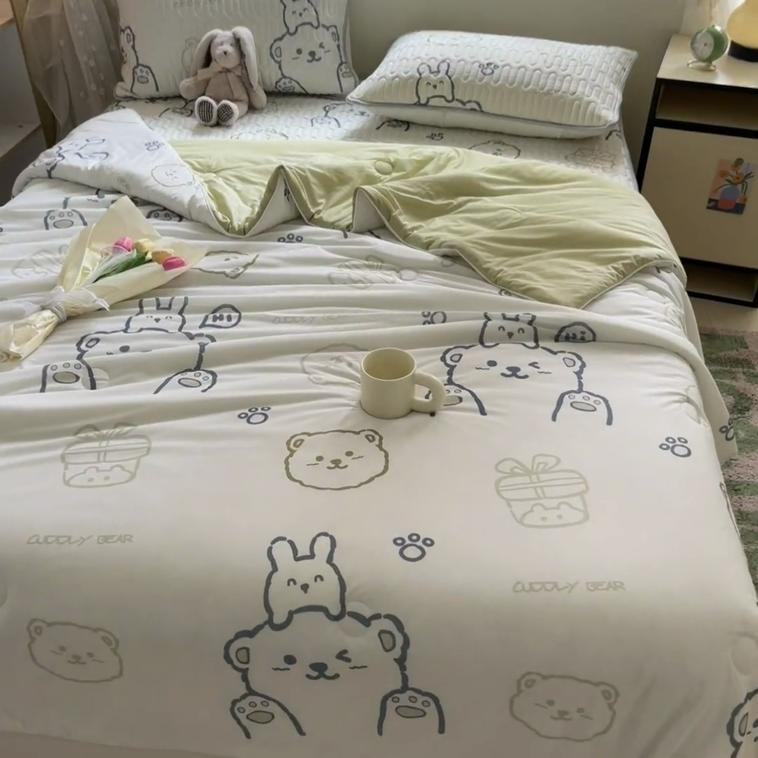 91家纺网 家纺一手货源 找家纺 古吉梦 2024新款冰激凌凉感丝夏被-小清新 凉感丝夏被-奶油布丁+莴苣