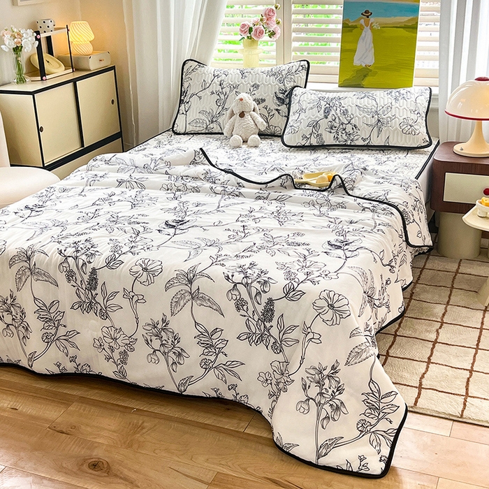 91家纺网 家纺一手货源 找家纺 慕澄家纺 2024新款小版印花0.5乳胶凉席夏被四件套 赫本