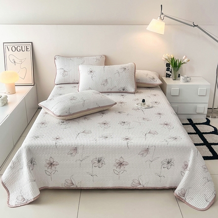 91家纺网 家纺一手货源 找家纺 茉夕 2024新款天丝印花床盖 花漾