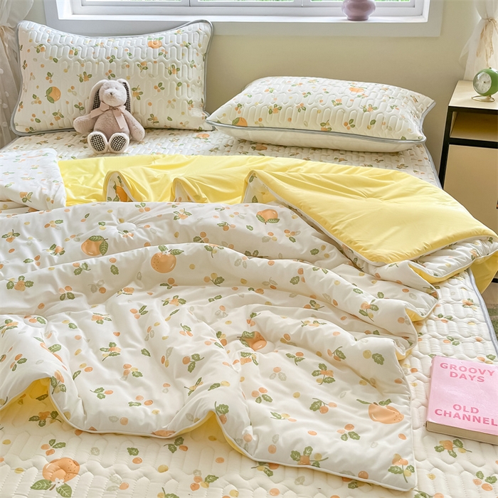 91家纺网 家纺一手货源 找家纺 古吉梦 2024新款冰激凌凉感丝夏被-小清新 凉感丝夏被-砂糖橘+亮黄