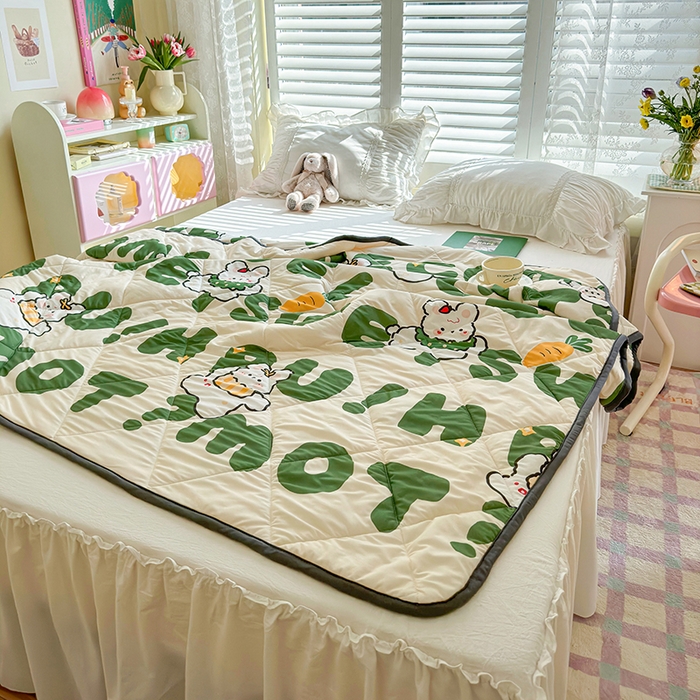 91家纺网 家纺一手货源 找家纺 琪格格纺织 2024新款A类卡通印花清新大豆针织夏被 200*230cm-夏被 针织被-乐乐兔