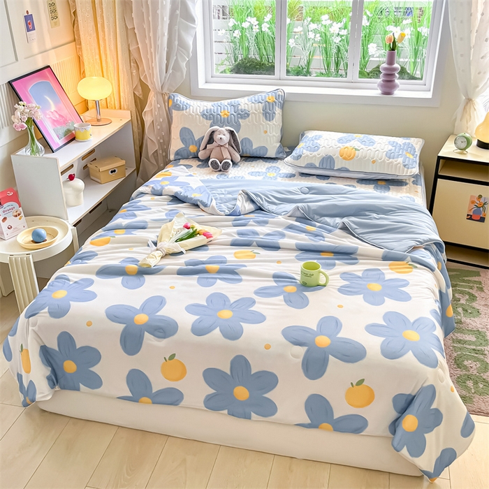 91家纺网 家纺一手货源 找家纺 古吉梦 2024新款冰激凌凉感丝夏被-小清新 凉感丝夏被-兰玲+天兰