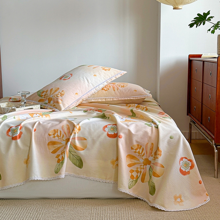 91家纺网 家纺一手货源 找家纺 萌宝老粗布毛绒玩具 2025新款原棉老粗布印花床单系列细纱帆布软凉席三枚段条花边款 向阳花