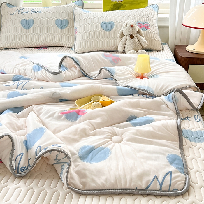 91家纺网 家纺一手货源 找家纺 慕澄家纺 2024新款小版印花0.5乳胶凉席夏被四件套 心情