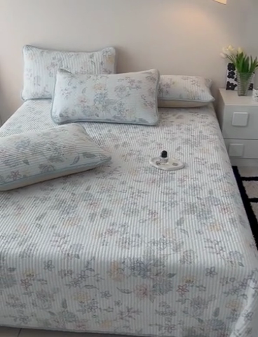 91家纺网 家纺一手货源 找家纺 茉夕 2024新款天丝印花床盖 春日蜜糖