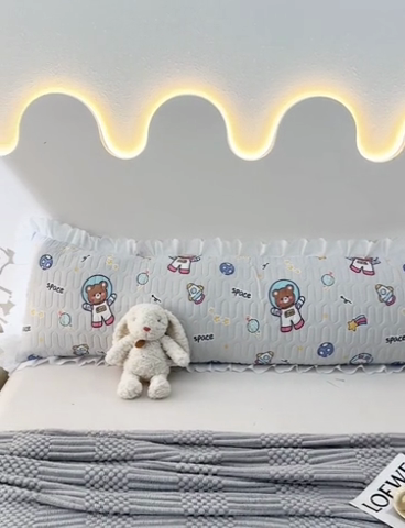 91家纺网 家纺一手货源 找家纺 艾兜坊 2024新款凉感丝枕双人款 机器熊