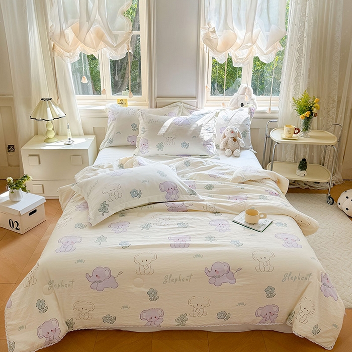 91家纺网 家纺一手货源 找家纺 创优家纺  2025新款A类皱皱纱小花边夏被 小象宝宝