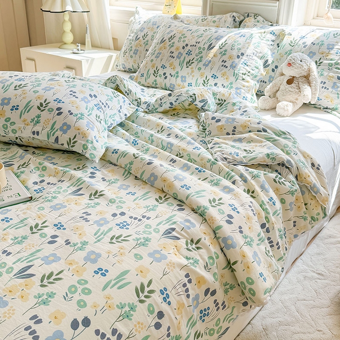 91家纺网 家纺一手货源 找家纺 创优家纺  2025新款A类皱皱纱小花边夏被 夏日风情