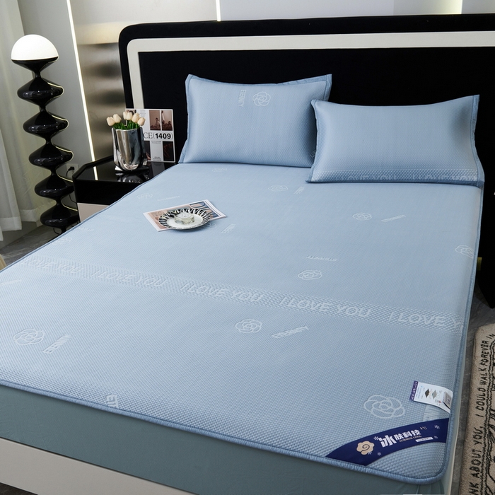 91家纺网 家纺一手货源 找家纺 宜派家纺 2024新款凉感丝刺绣凉席三件套 小花-蓝-床笠