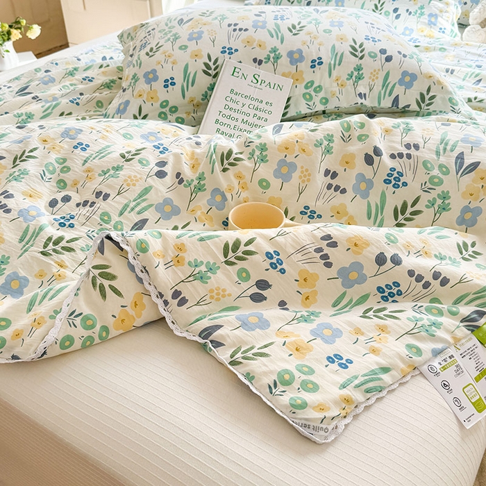 91家纺网 家纺一手货源 找家纺 创优家纺  2025新款A类皱皱纱小花边夏被 夏日风情