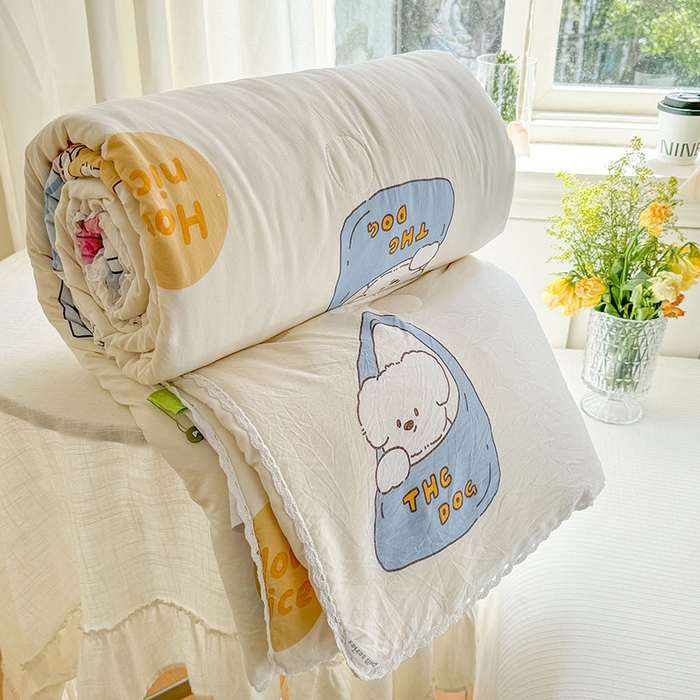 91家纺网 家纺一手货源 找家纺 创优家纺  2025新款A类皱皱纱小花边夏被 嘟嘟熊