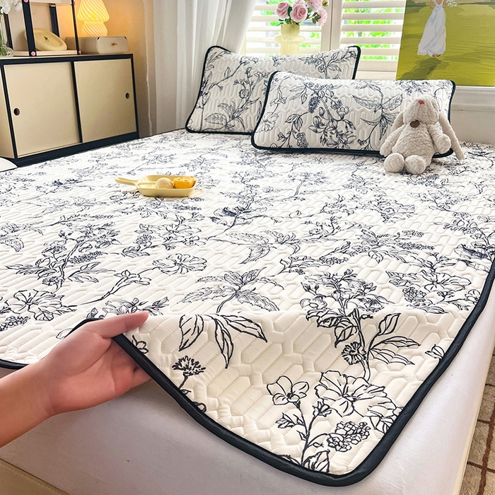 91家纺网 家纺一手货源 找家纺 （总）慕澄家纺 2024新款小版印花0.5乳胶凉席夏被四件套