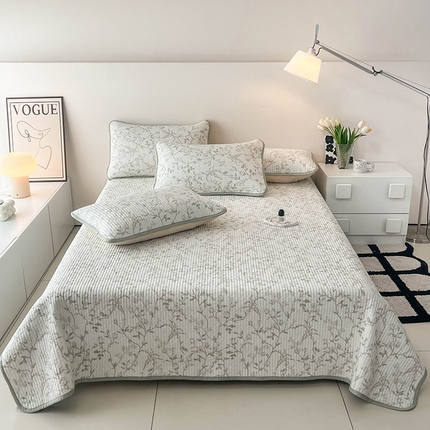 茉夕 2024新款天丝印花床盖 浅爱