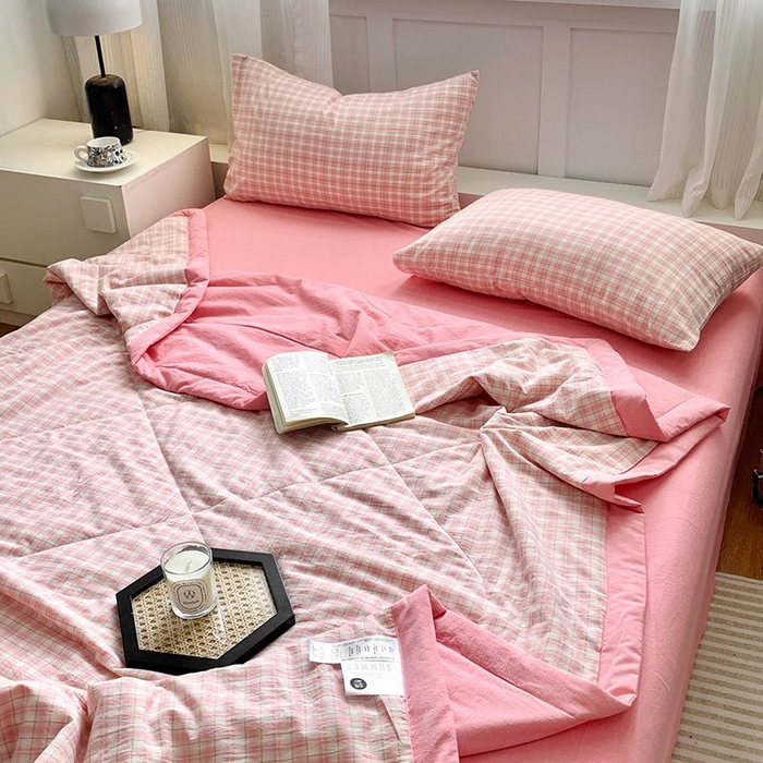 91家纺网 家纺一手货源 找家纺 水洗的故事2025新款A类色织水洗棉丝夏被四件套系列 春桃格