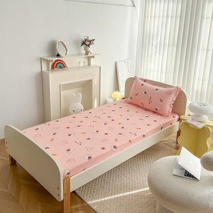 91家纺网 家纺一手货源 找家纺 凌云家纺 2025新款A类13372全棉学生床笠 水果兔-粉