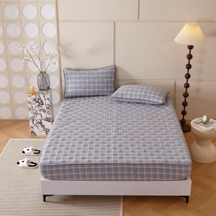 91家纺网 家纺一手货源 找家纺 杜先生 2024新款无印风水洗棉夹棉床笠 浅蓝中格