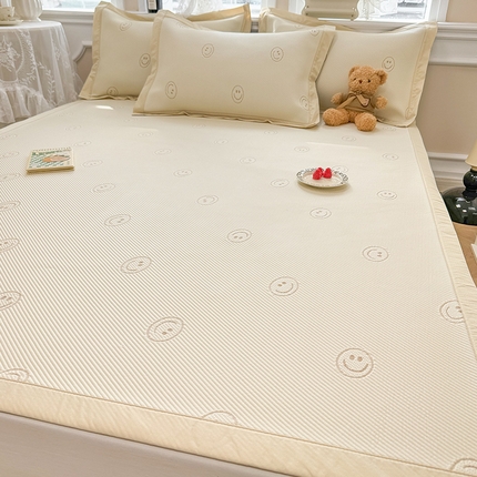 91家纺网 家纺一手货源 找家纺 全季家居 2024新款5A速冷PE小动物系列凉豆豆席 笑脸-卡其-床席款