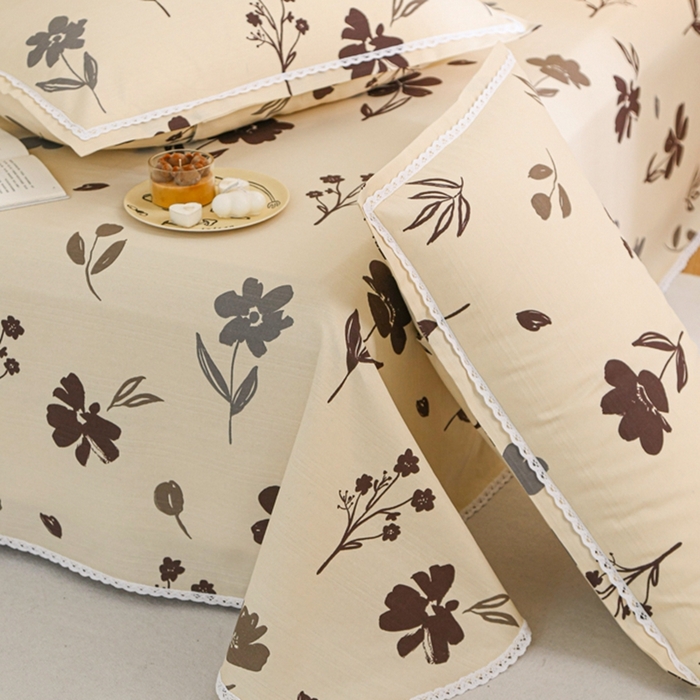 91家纺网 家纺一手货源 找家纺 萌宝老粗布毛绒玩具 2025新款原棉老粗布印花床单系列细纱帆布软凉席三枚段条花边款 黑加仑