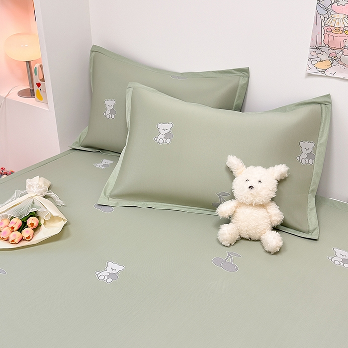 91家纺网 家纺一手货源 找家纺 全季家居 2024新款卡通提花系列PE凉感席 樱桃-清新绿