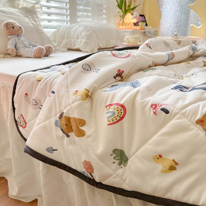 91家纺网 家纺一手货源 找家纺 琪格格纺织 2024新款A类卡通印花清新大豆针织夏被 200*230cm-夏被 针织被-动物之家