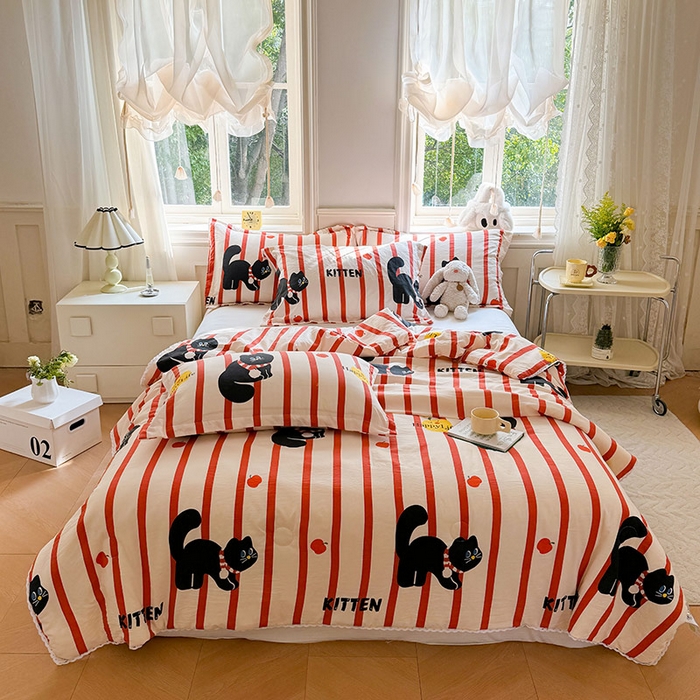 91家纺网 家纺一手货源 找家纺 创优家纺  2025新款A类皱皱纱小花边夏被 红小喵