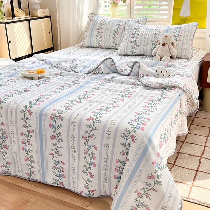 91家纺网 家纺一手货源 找家纺 慕澄家纺 2024新款小版印花0.5乳胶凉席夏被四件套 花藤