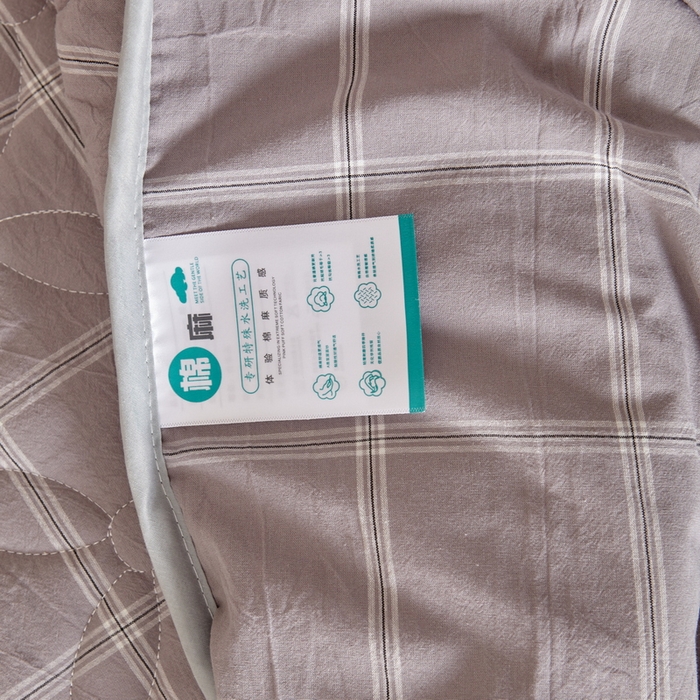 91家纺网 家纺一手货源 找家纺 杜先生 2024新款无印风水洗棉夹棉床笠 浅灰大格