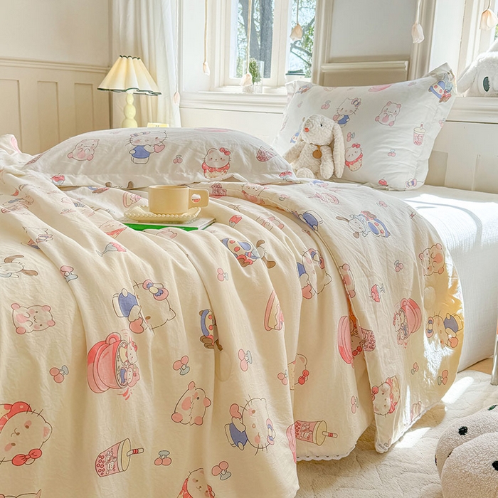 91家纺网 家纺一手货源 找家纺 创优家纺  2025新款A类皱皱纱小花边夏被 奶猫